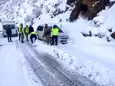 Kar Kapanında Mahsur Kalanlar Kurtarıldı