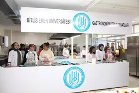 Zihin Engelliler Mutfakta Kahvaltı Hazırladı