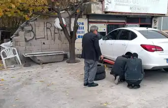 Doğu Anadolu'da Kış Lastiği Yoğunluğu Arttı