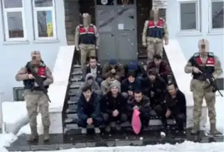 Bitlis'te 39 Kaçak Göçmen Operasyonu