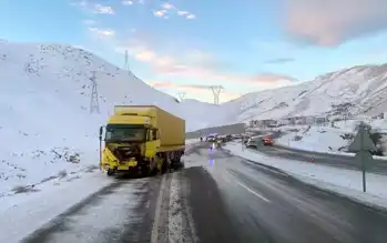Bitlis'te Kazada 1 Ölü, 2 Yaralı