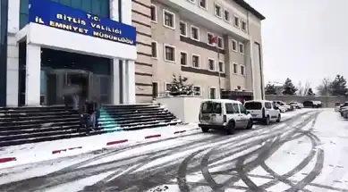 Bitlis'te 5 Kilo Metamfetamin Operasyonu: 2 Gözaltı