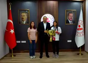 Korkmaz Kardeşler Kickboks'ta Zirvede!