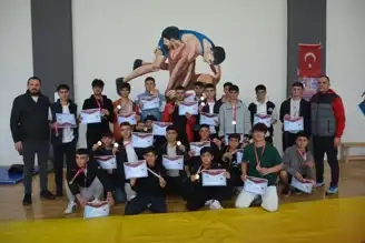 Okul Sporları Güreşinde İl Birincileri Belli Oldu