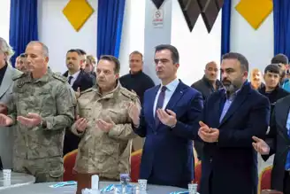Vali, Şehit Anma Töreninde Bulundu