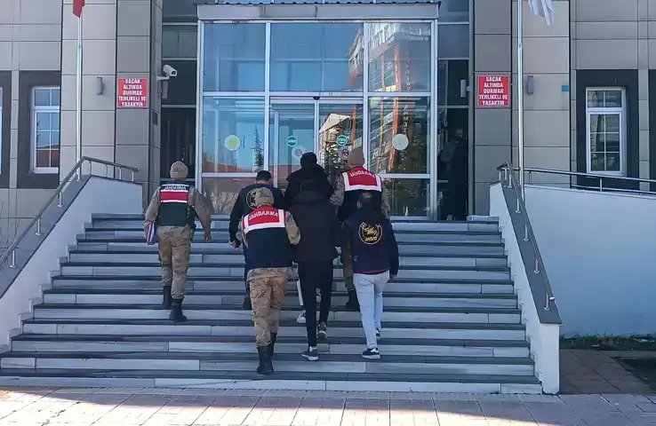 Bitlis'te 1 Milyon TL'lik Hırsızlık Şebekesi Çökertildi!