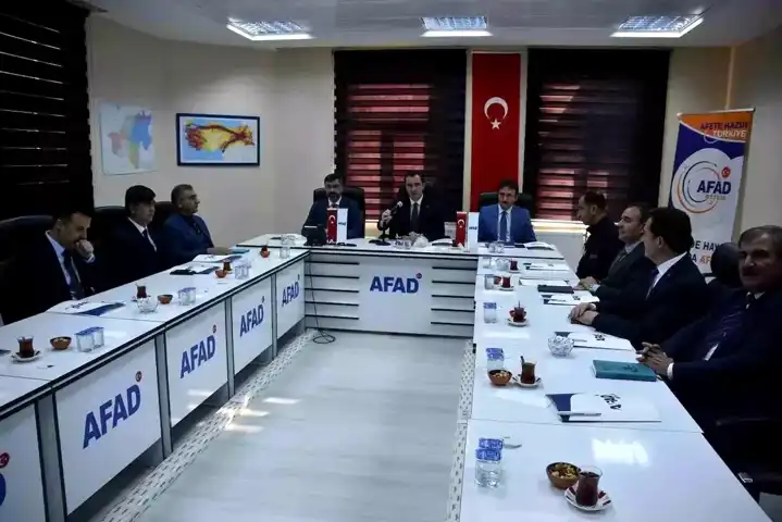 Bitlis'te Afet Risk Azaltma Planı Toplantısı