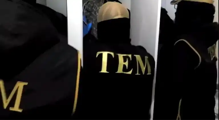 3 Doktor, PKK'lıları Tedavi Etmekle Suçlanıyor