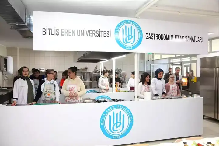 Zihin Engelliler Mutfakta Kahvaltı Hazırladı